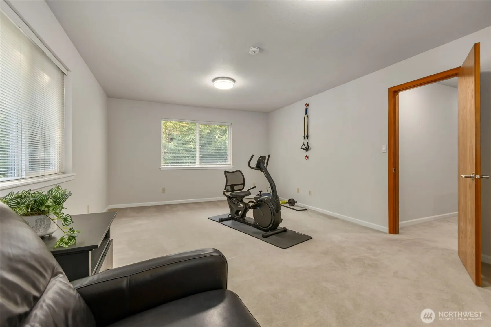 19318 SE 328th Place , Kent, WA 98042