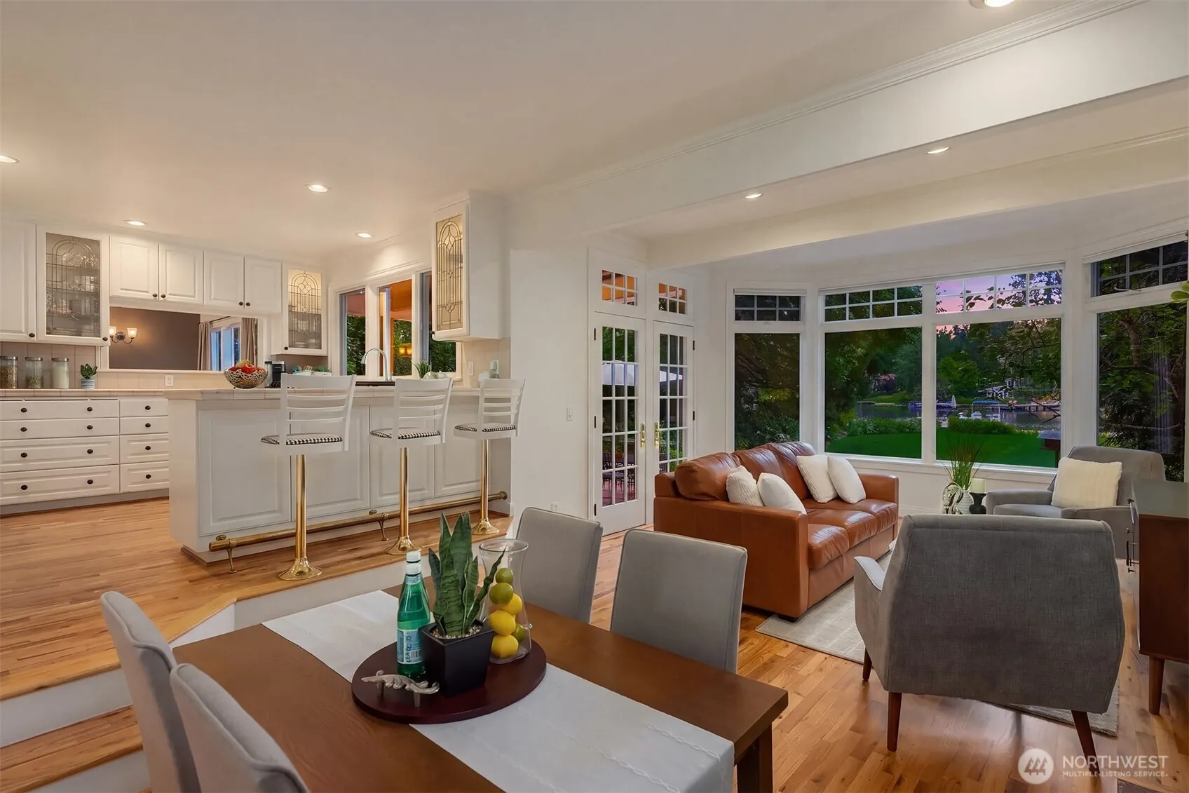 2459 215th Avenue SE, Sammamish, WA 98075