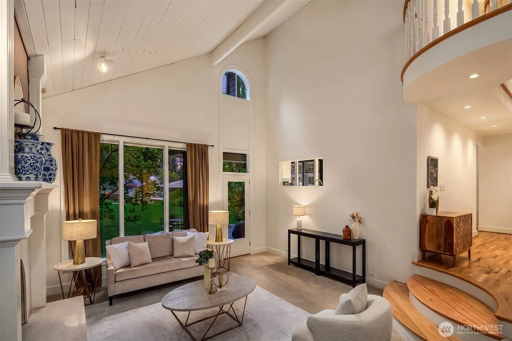 2459 215th Avenue SE, Sammamish, WA 98075