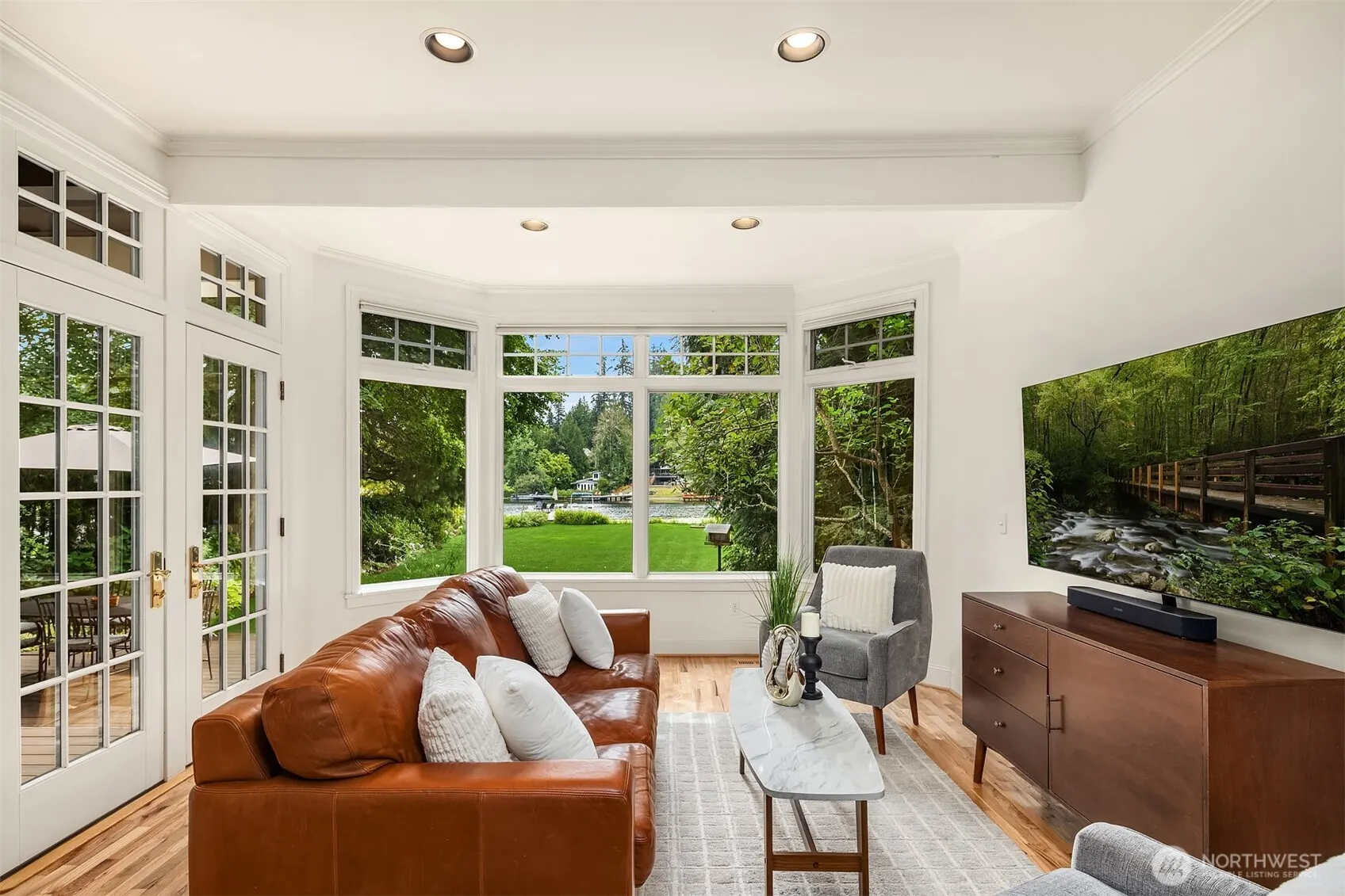 2459 215th Avenue SE, Sammamish, WA 98075