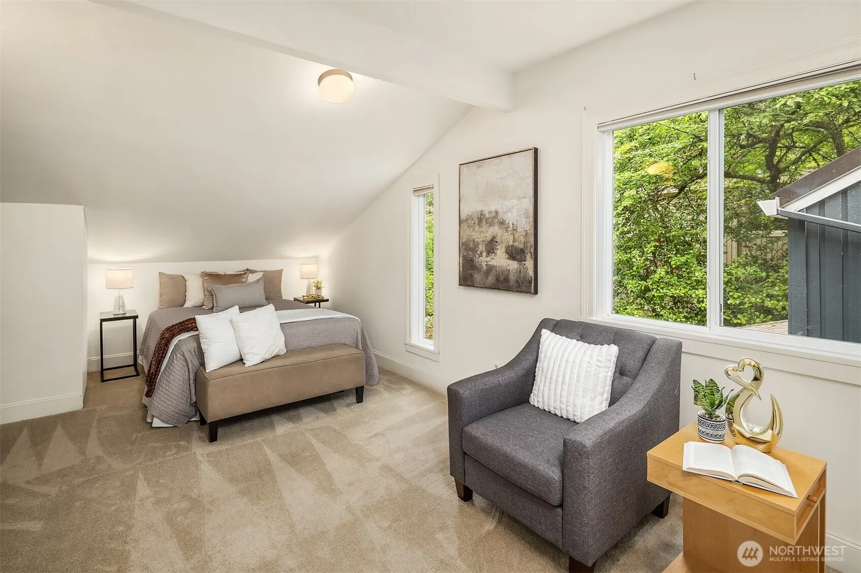 2459 215th Avenue SE, Sammamish, WA 98075