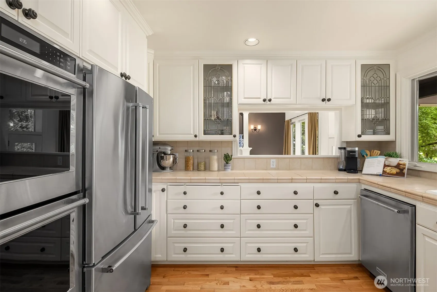 2459 215th Avenue SE, Sammamish, WA 98075