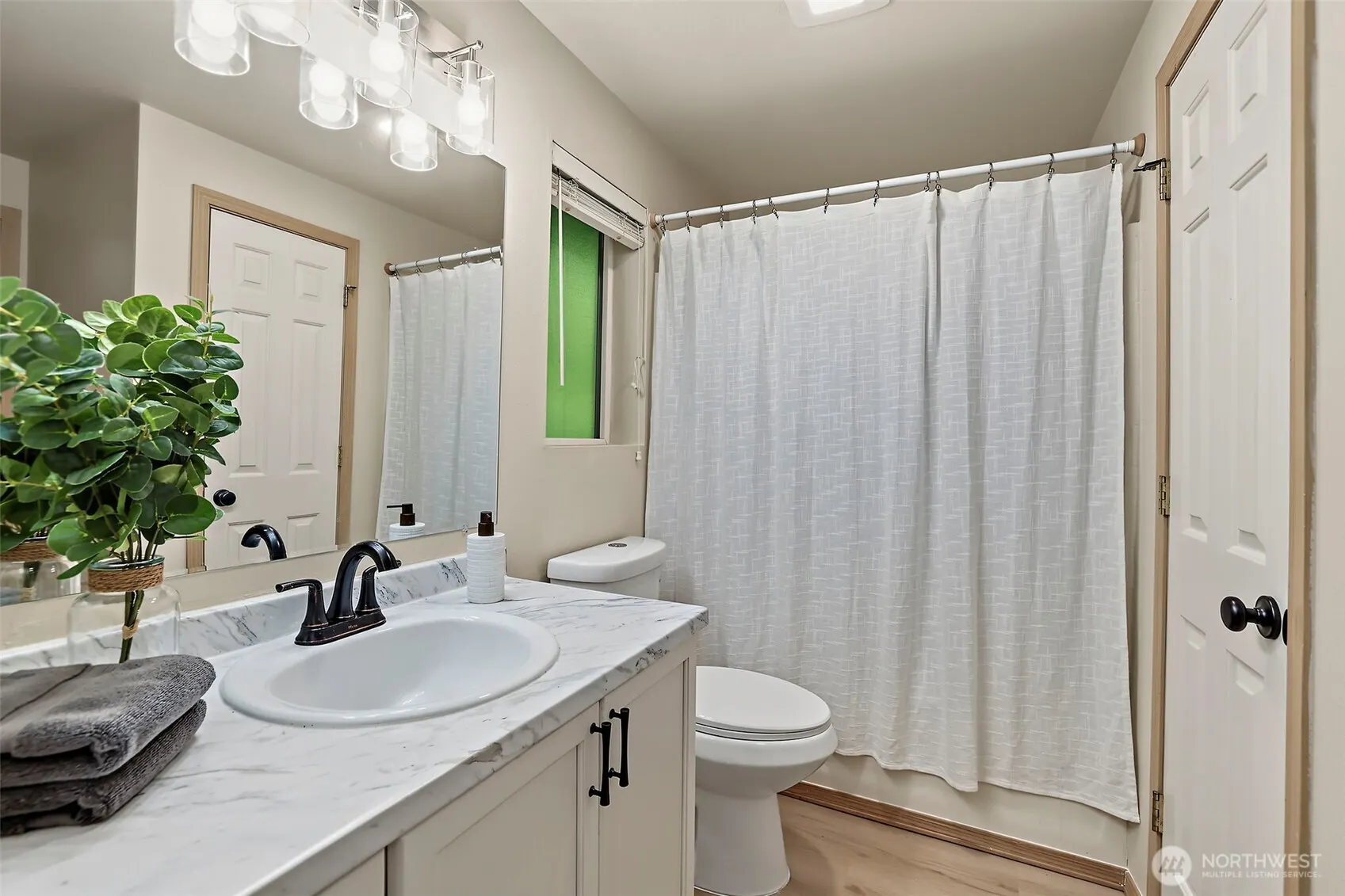 14818 29th Avenue W #C104, Lynnwood, WA 98087