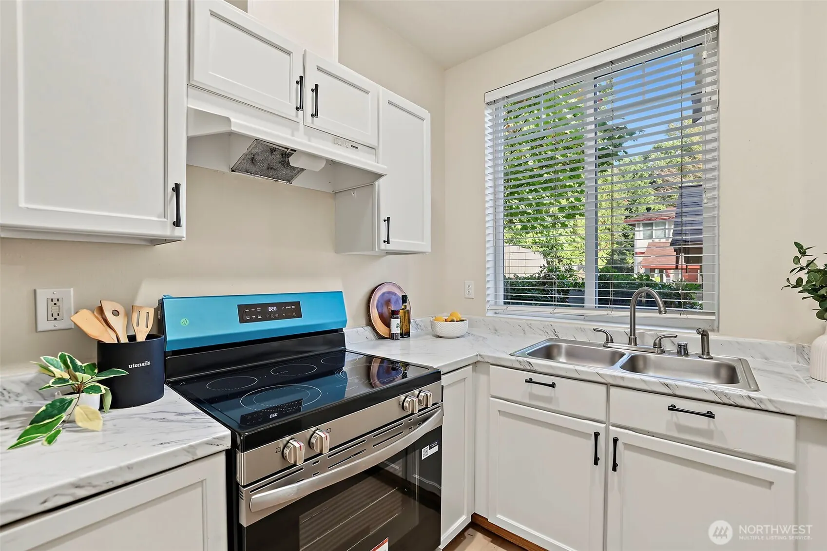 14818 29th Avenue W #C104, Lynnwood, WA 98087
