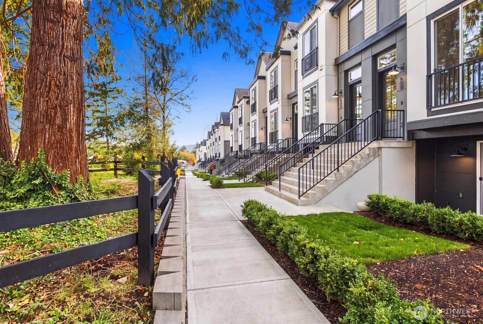 417 Parkside Walk #Lot 37, Sammamish, WA 98074