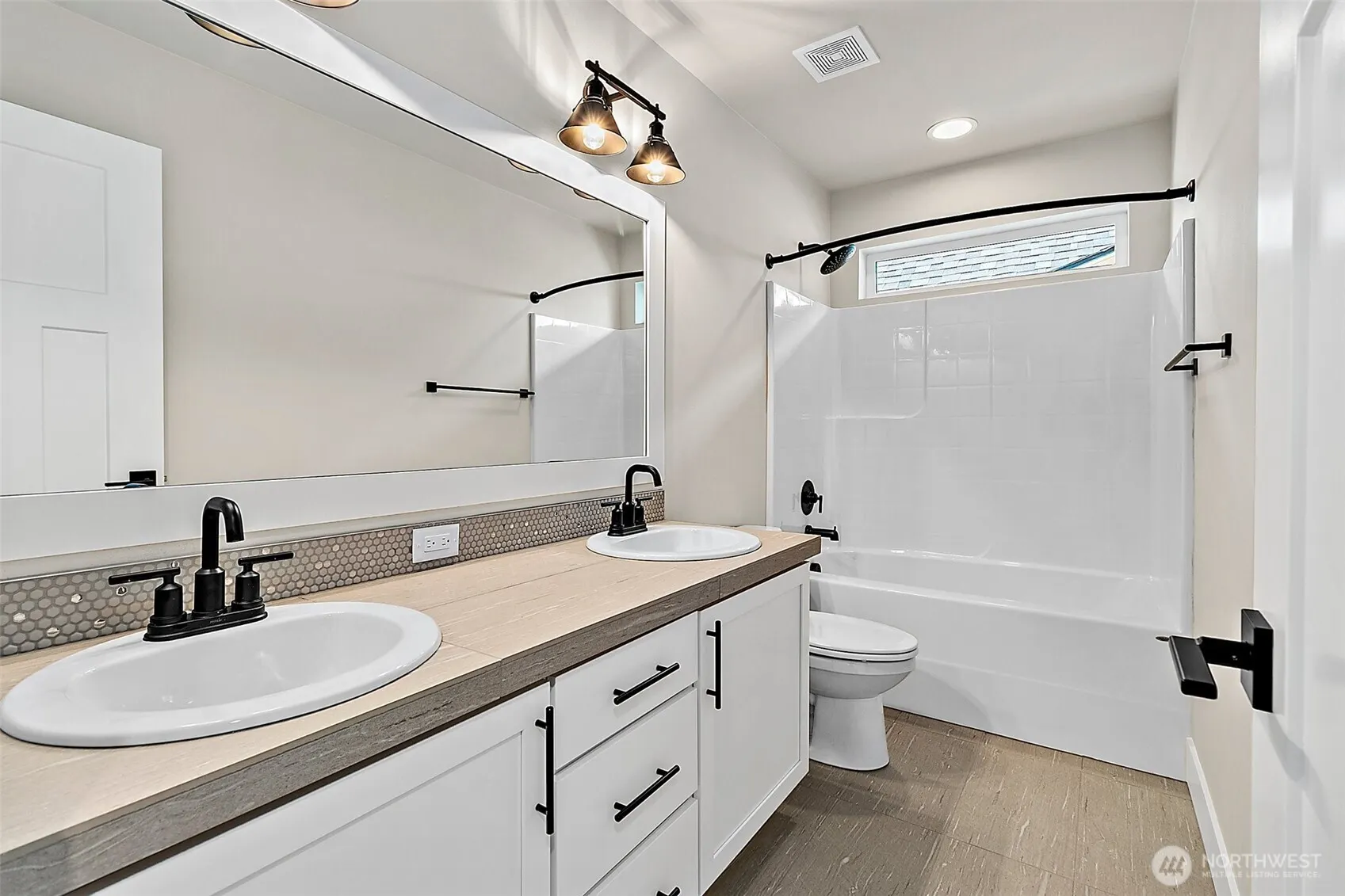 13654 SE 181st Place , Renton, WA 98058