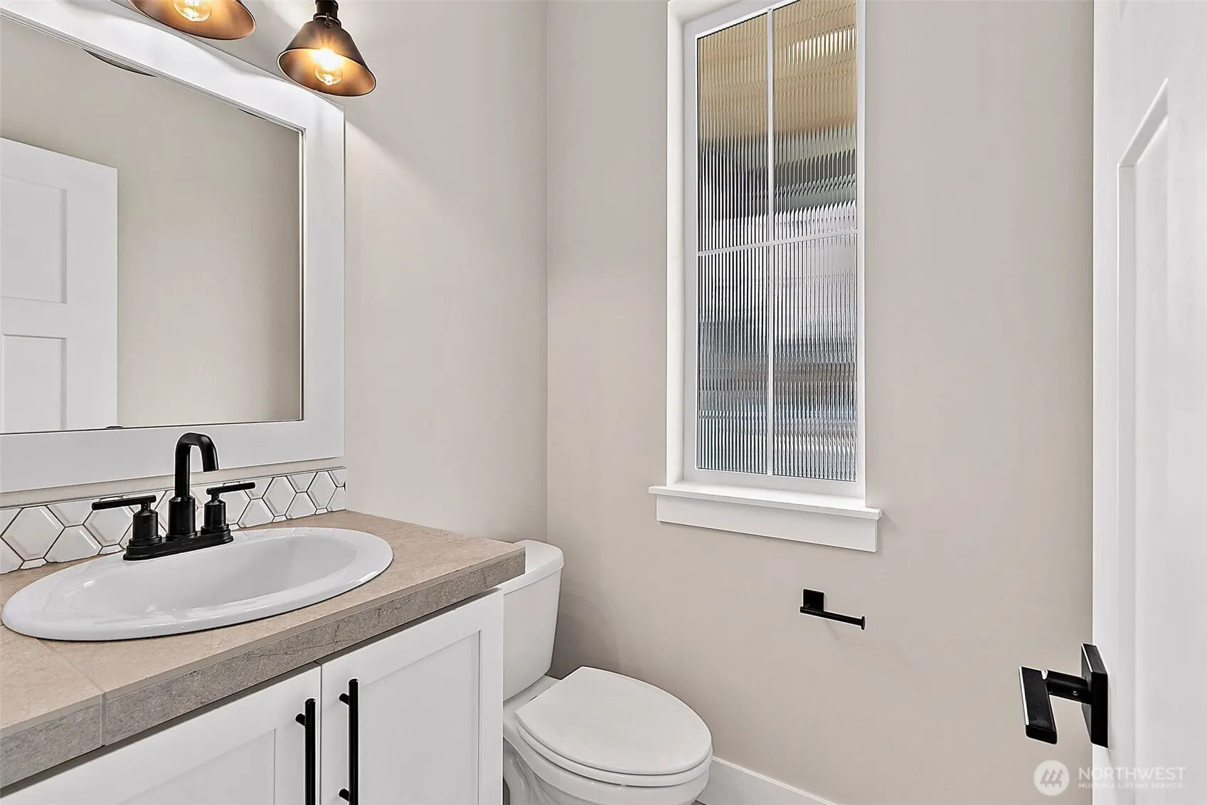 13654 SE 181st Place , Renton, WA 98058