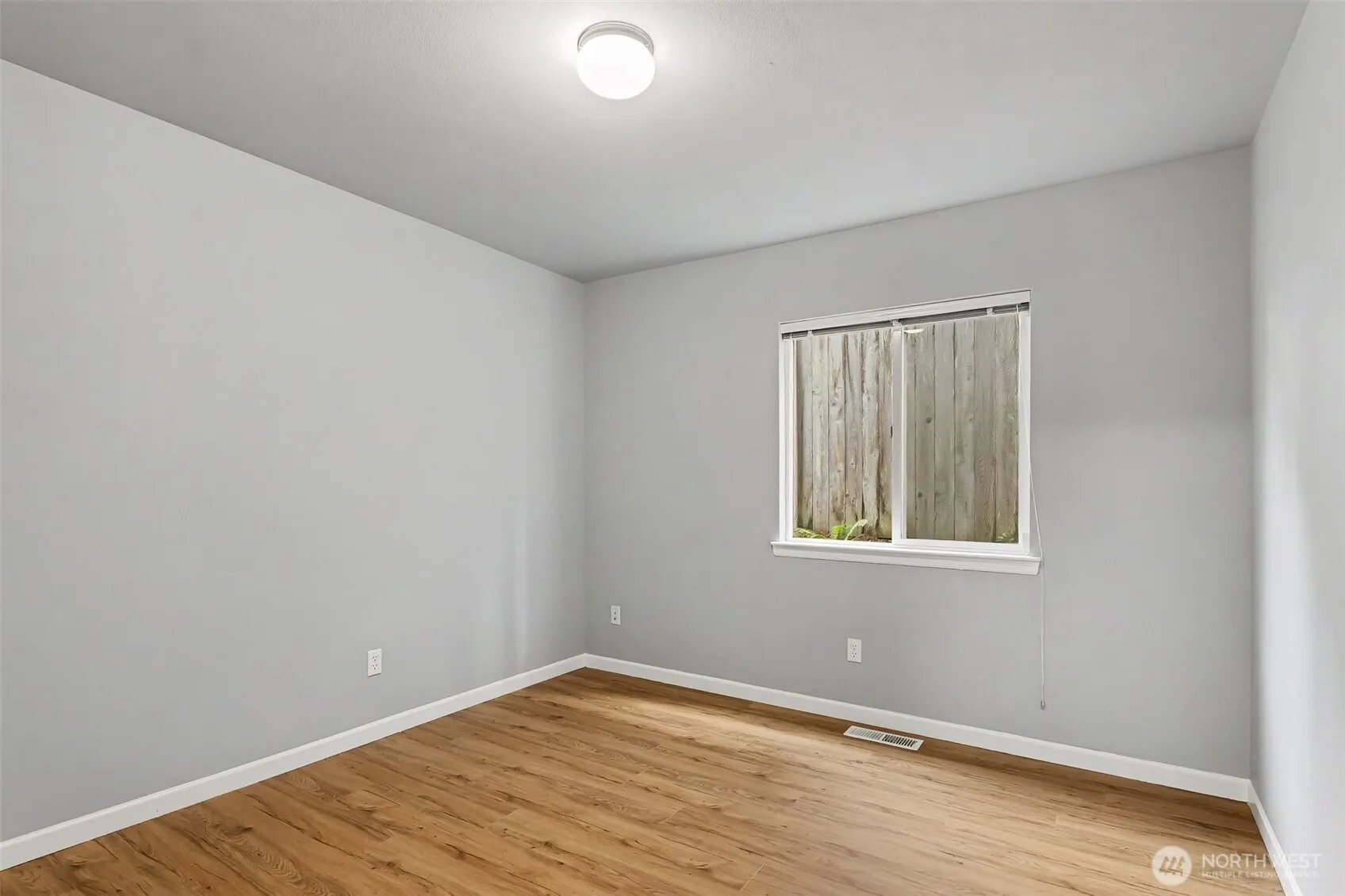 1332 196th Place SW, Lynnwood, WA 98036