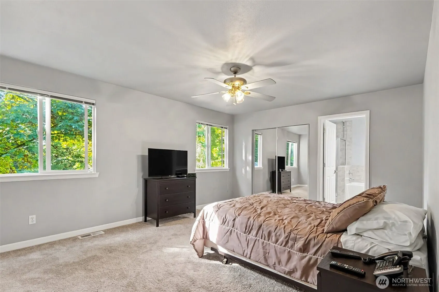 1332 196th Place SW, Lynnwood, WA 98036