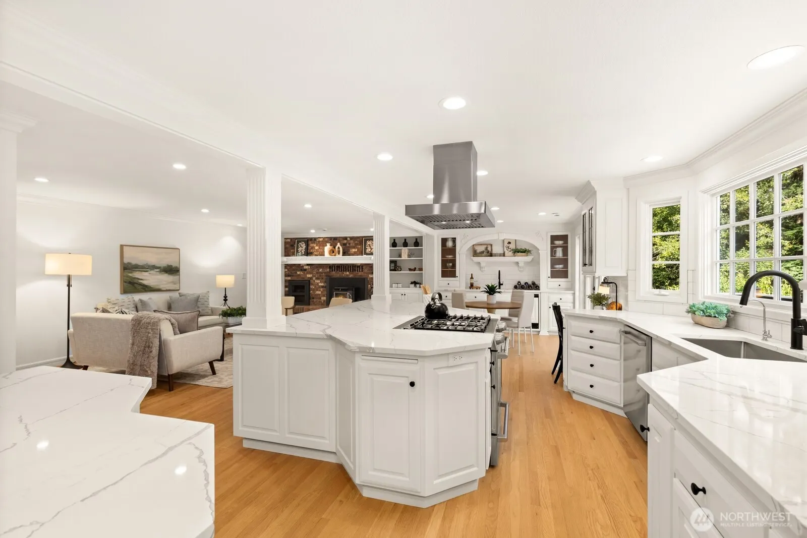 24108 NE 180th Street , Woodinville, WA 98077