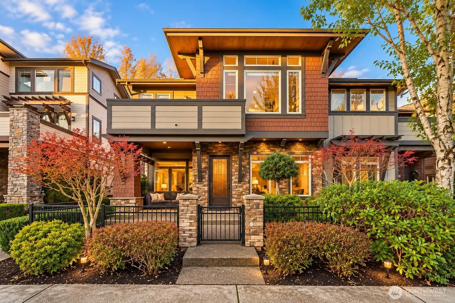 1036 N 42nd Place , Renton, WA 98056