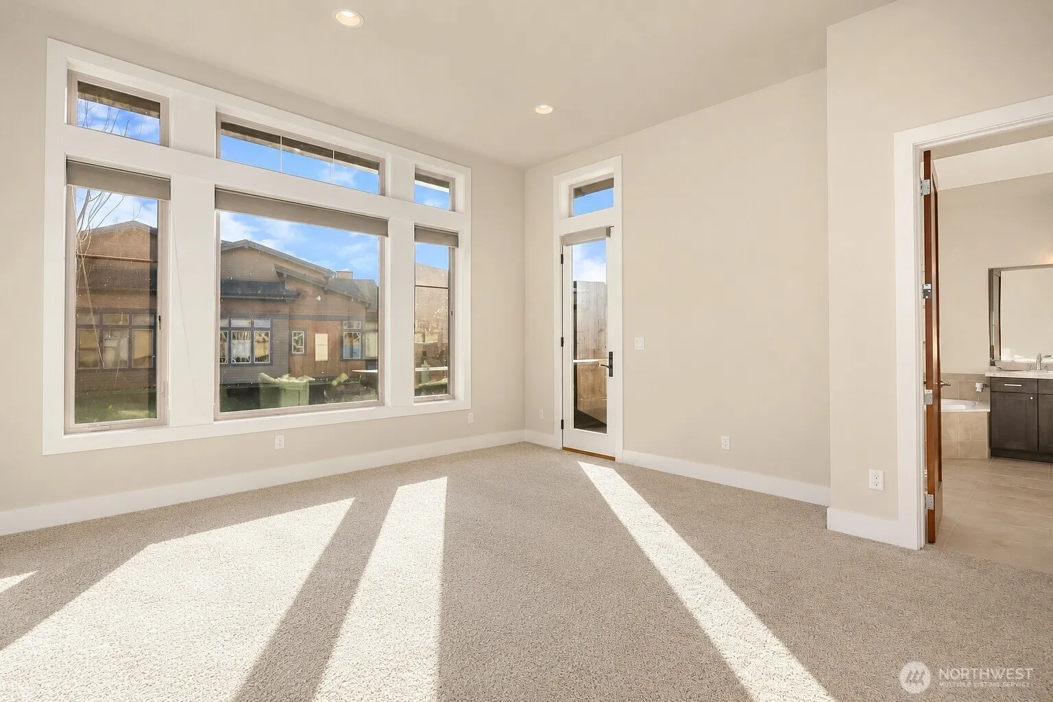 1036 N 42nd Place , Renton, WA 98056