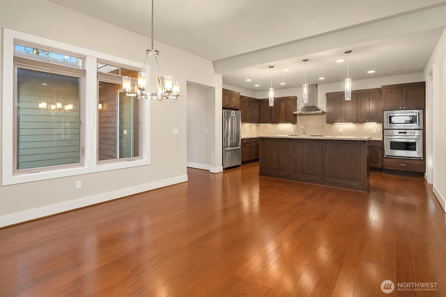 1036 N 42nd Place , Renton, WA 98056