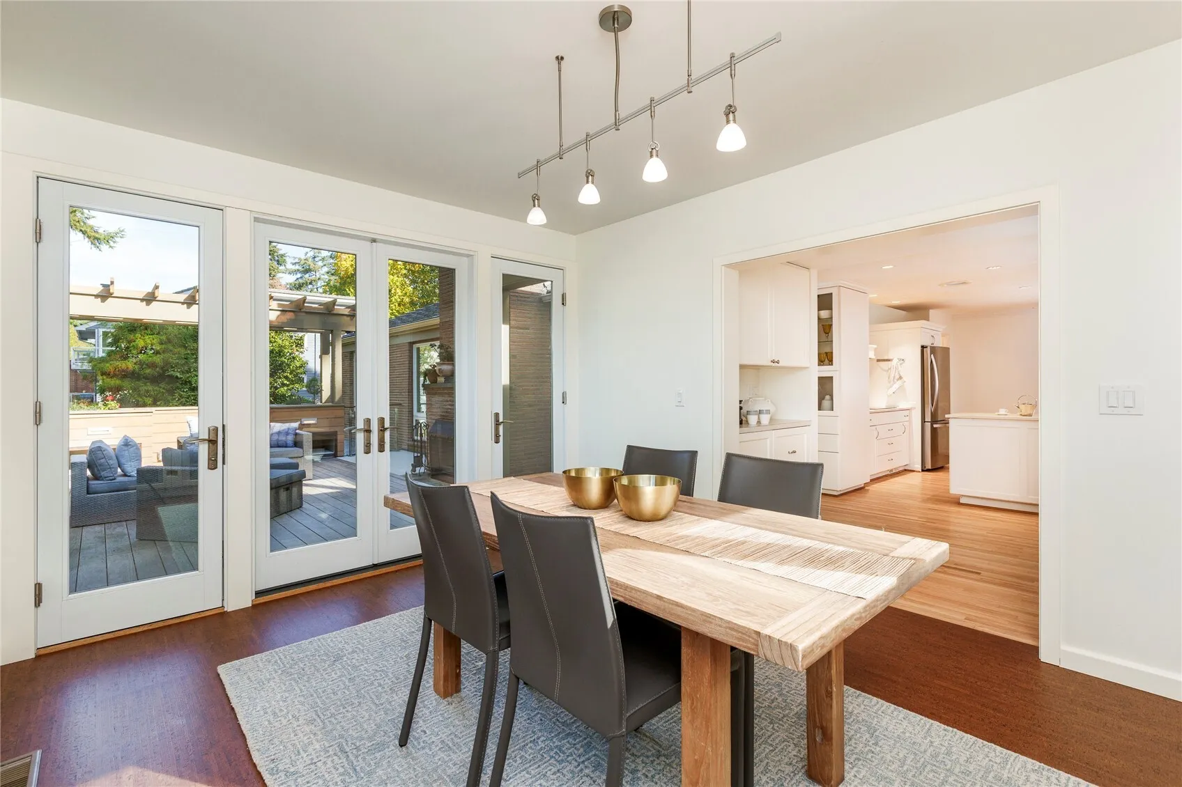 12051 4th Avenue NW, Seattle, WA 98177-4518