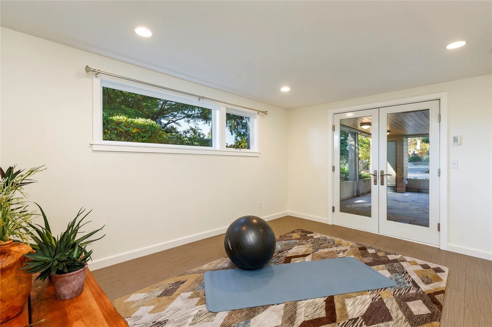 12051 4th Avenue NW, Seattle, WA 98177-4518