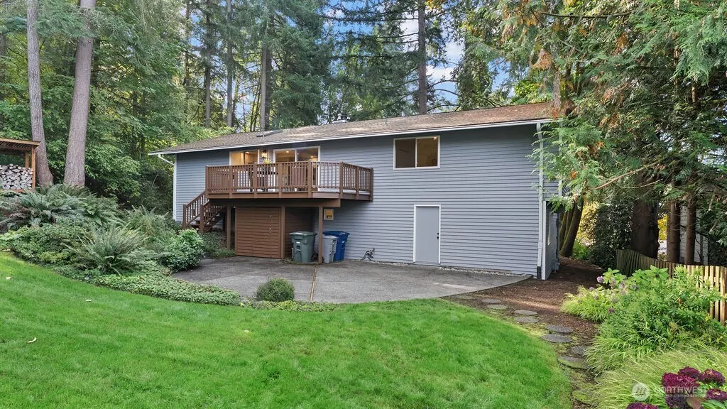6504 119th Avenue SE, Bellevue, WA 98006