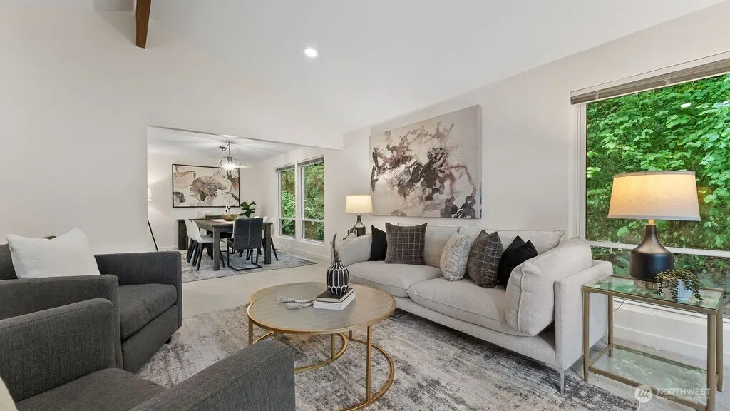 6504 119th Avenue SE, Bellevue, WA 98006