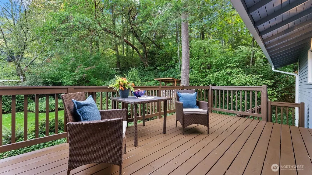 6504 119th Avenue SE, Bellevue, WA 98006
