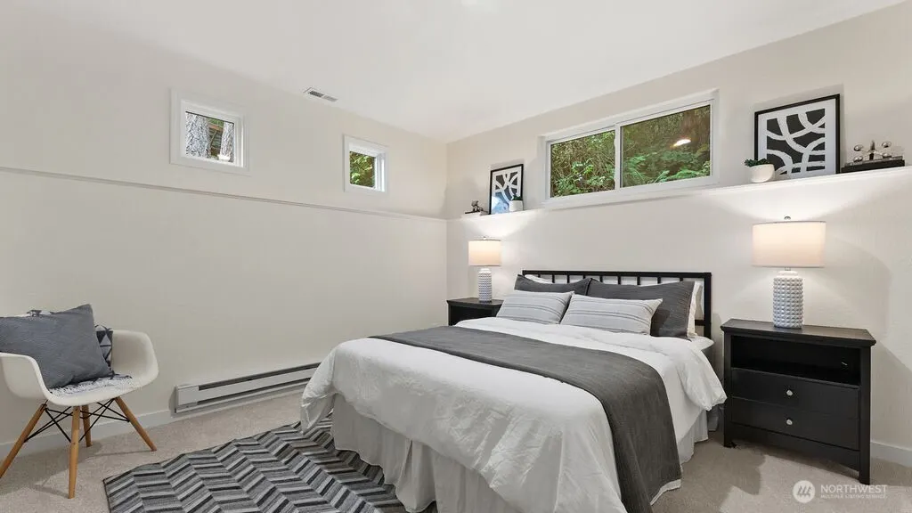 6504 119th Avenue SE, Bellevue, WA 98006