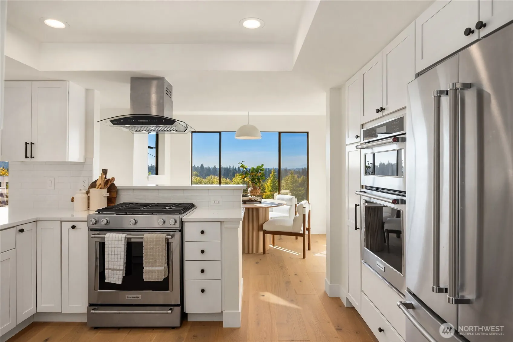 4825 134th Place SE, Bellevue, WA 98006