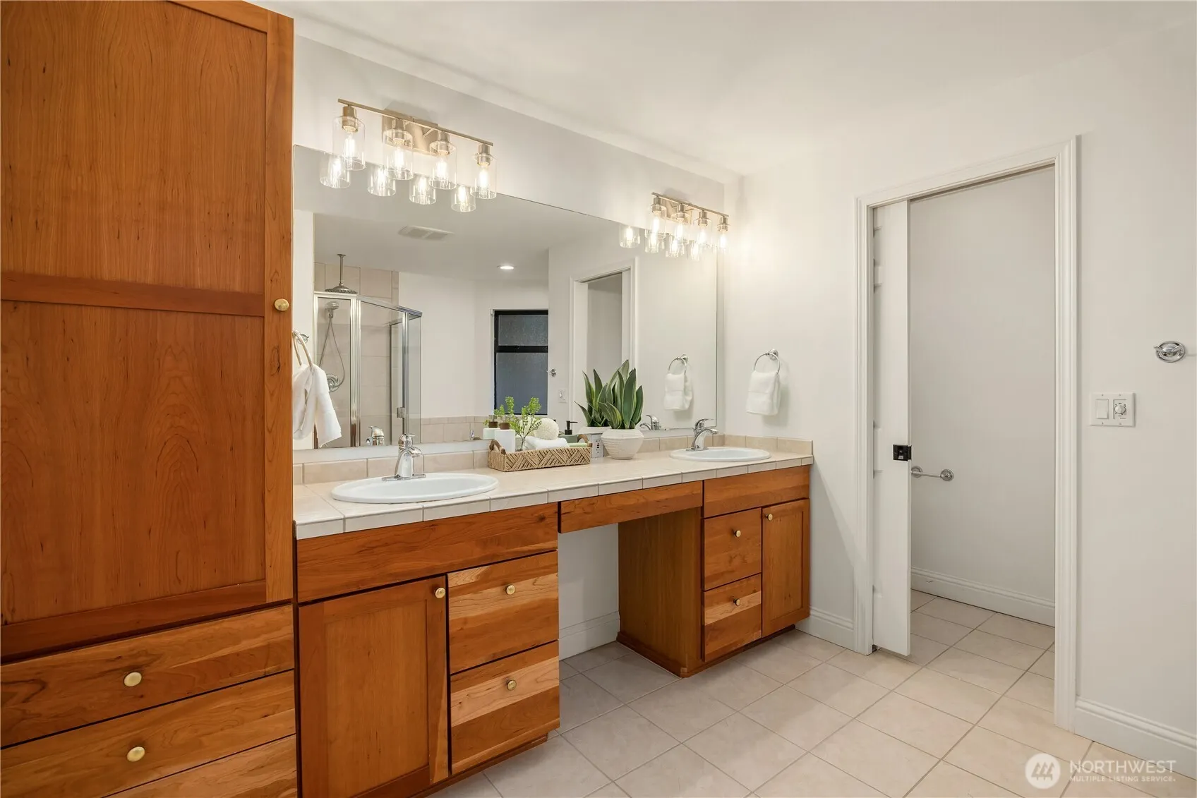 4825 134th Place SE, Bellevue, WA 98006
