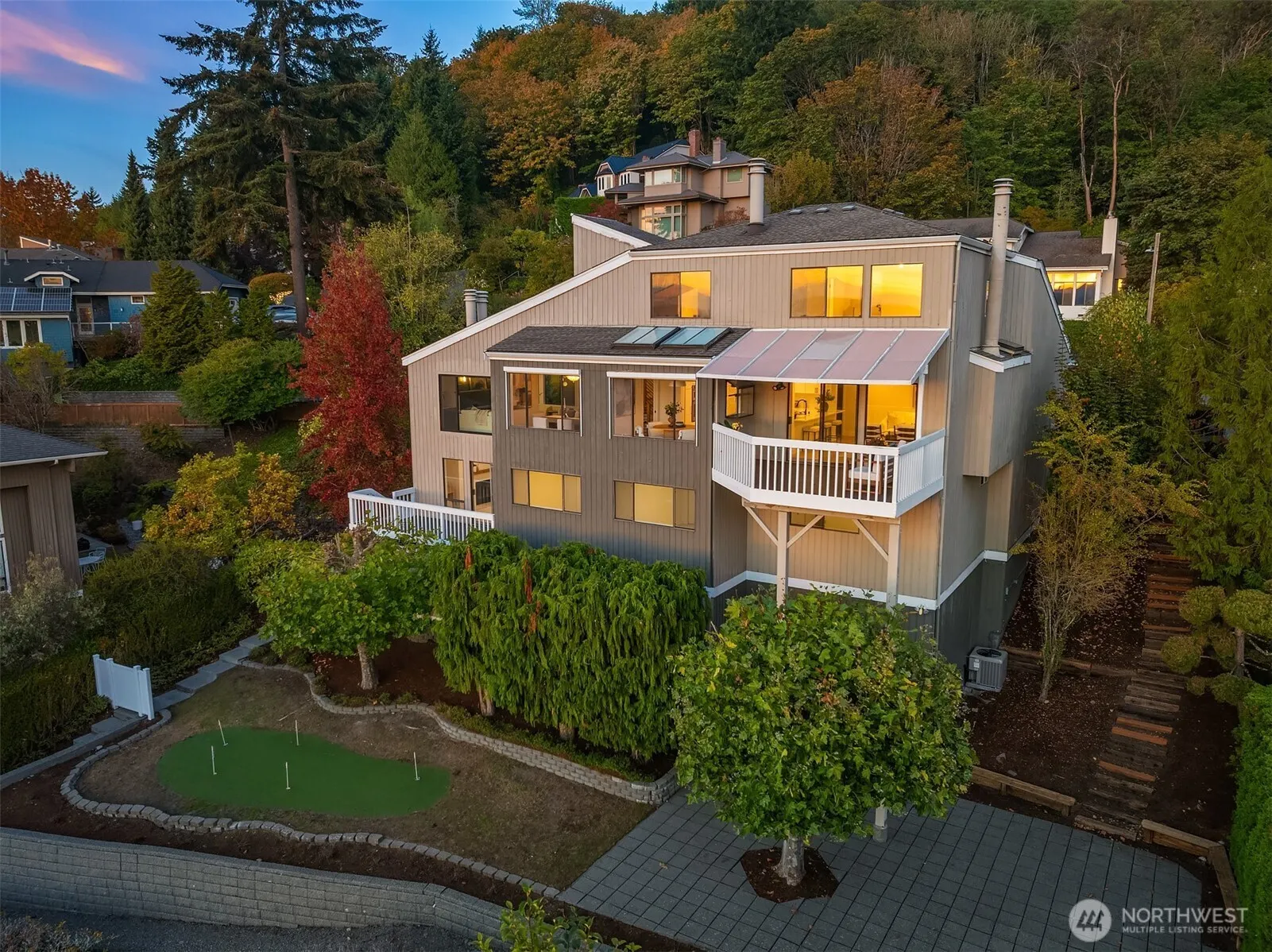 4825 134th Place SE, Bellevue, WA 98006
