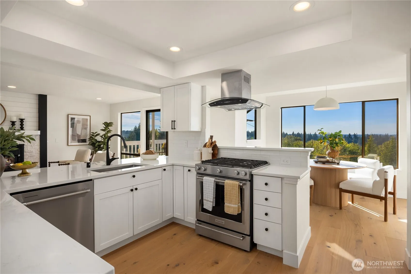4825 134th Place SE, Bellevue, WA 98006