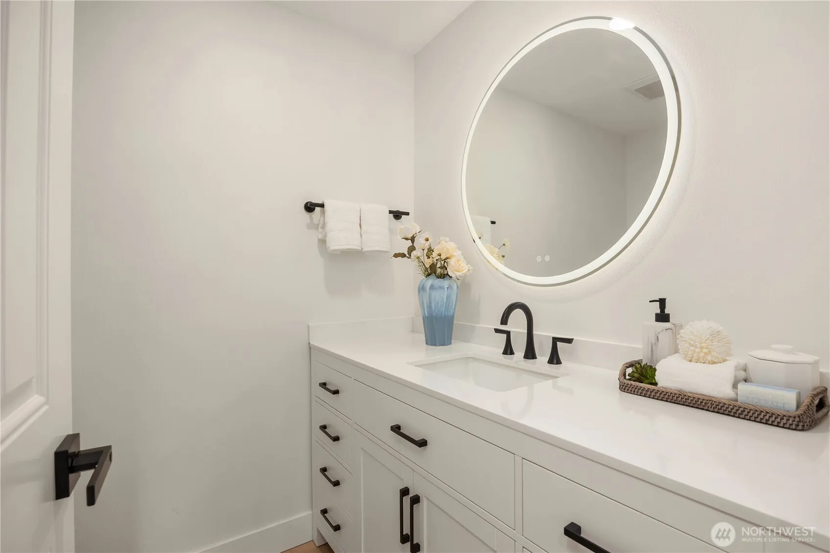4825 134th Place SE, Bellevue, WA 98006