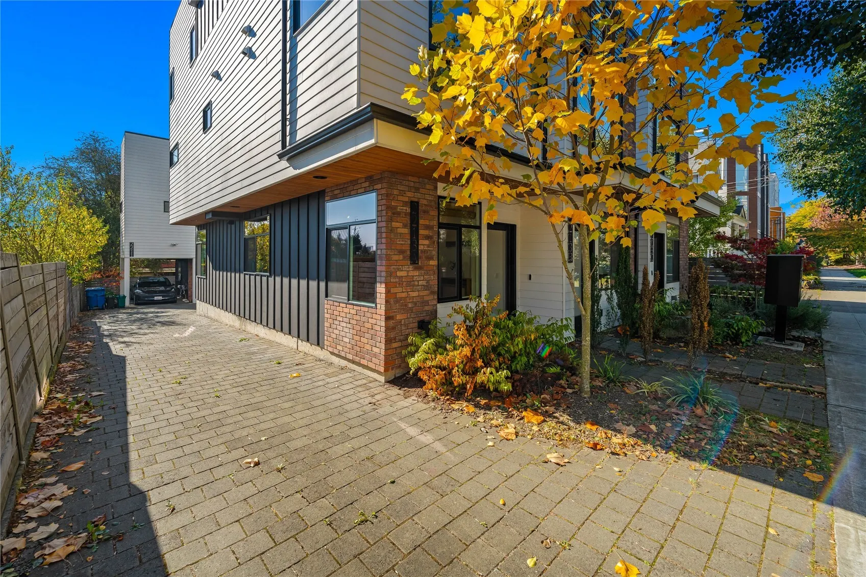 2213 A NW 63rd Street , Seattle, WA 98107