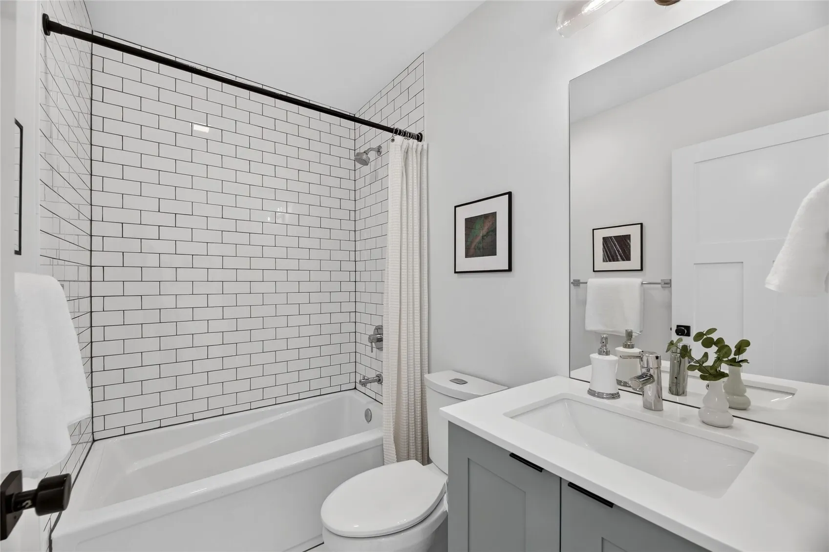 2636 A NW 58th Street , Seattle, WA 98107