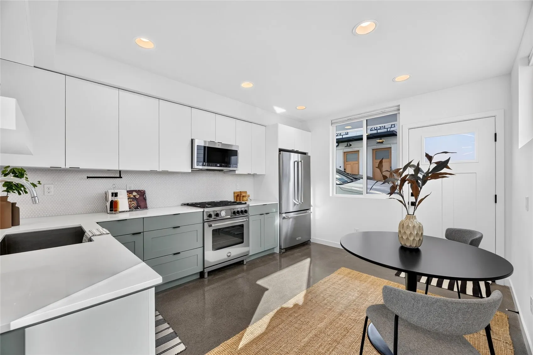 2636 A NW 58th Street , Seattle, WA 98107