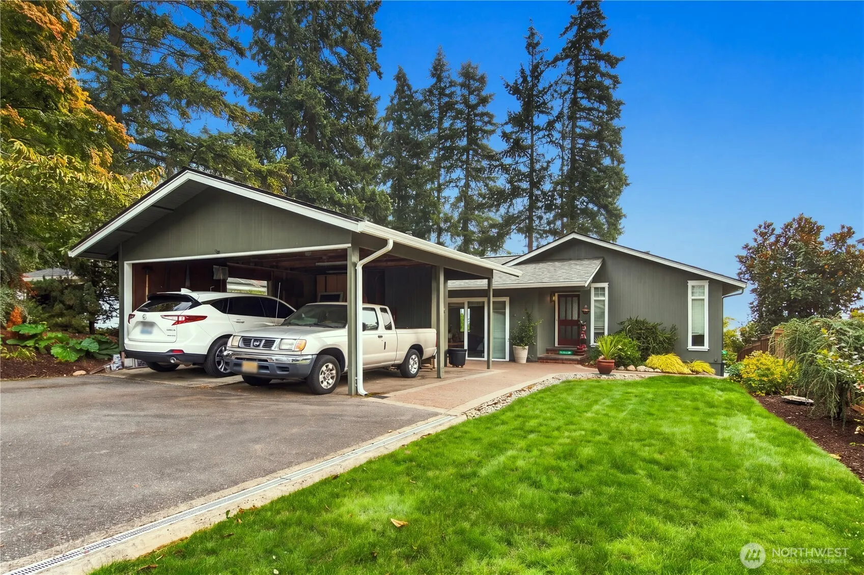 2424 215th Avenue SE, Sammamish, WA 98075