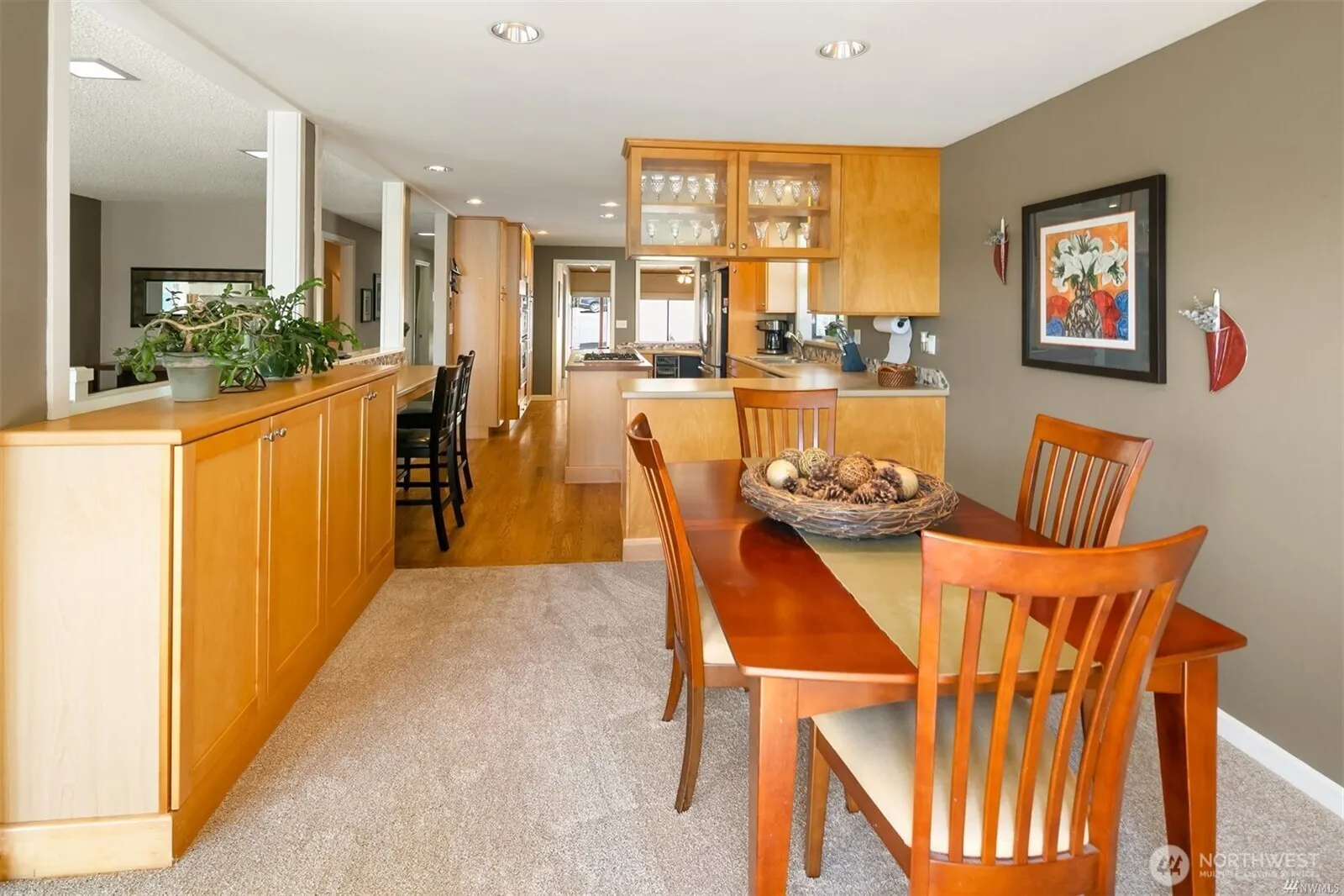 2424 215th Avenue SE, Sammamish, WA 98075