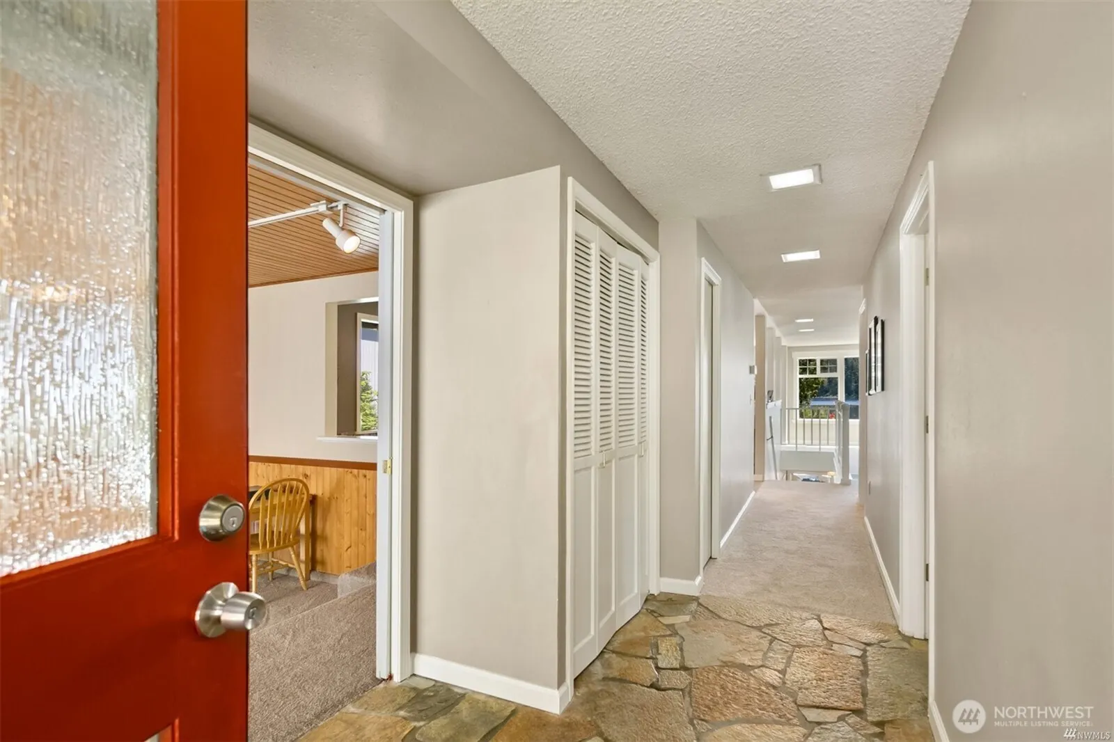 2424 215th Avenue SE, Sammamish, WA 98075