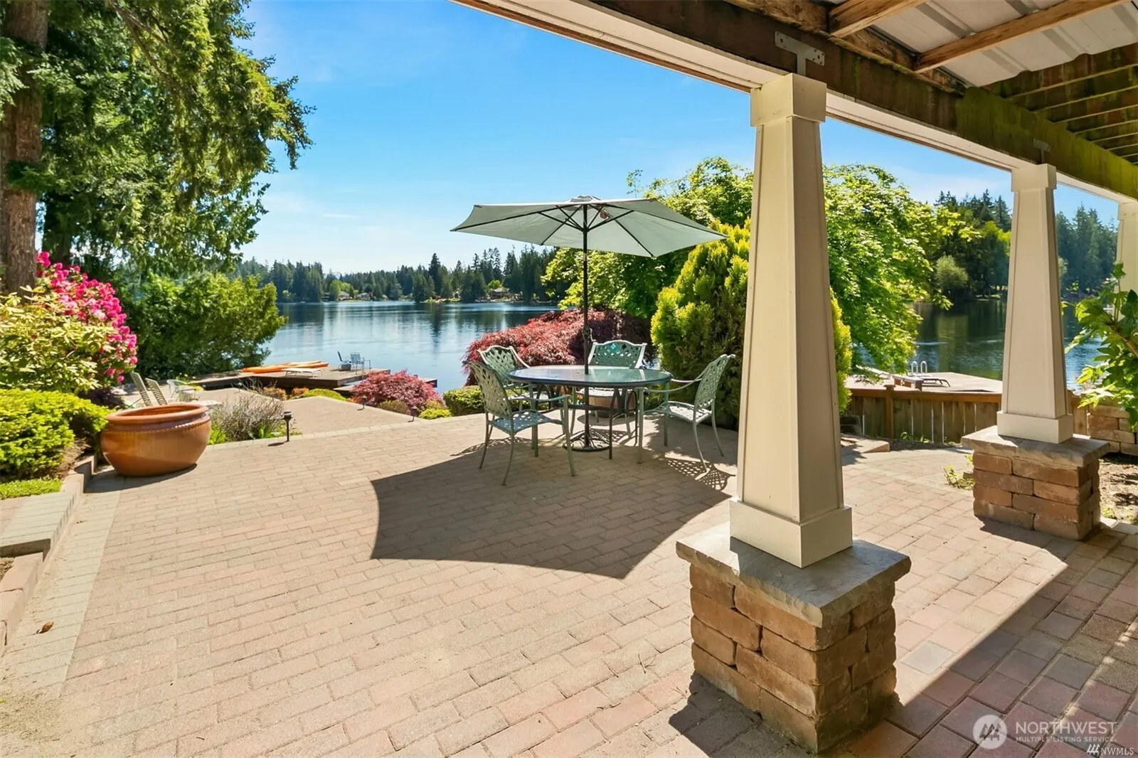 2424 215th Avenue SE, Sammamish, WA 98075
