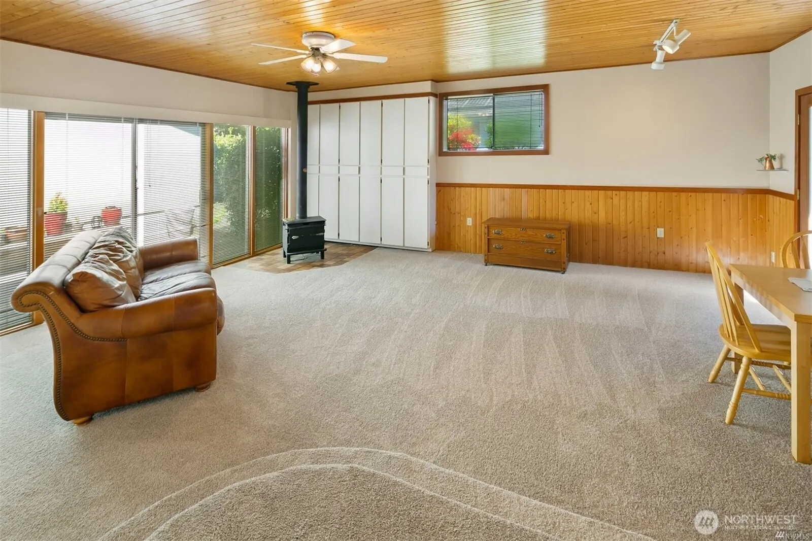 2424 215th Avenue SE, Sammamish, WA 98075