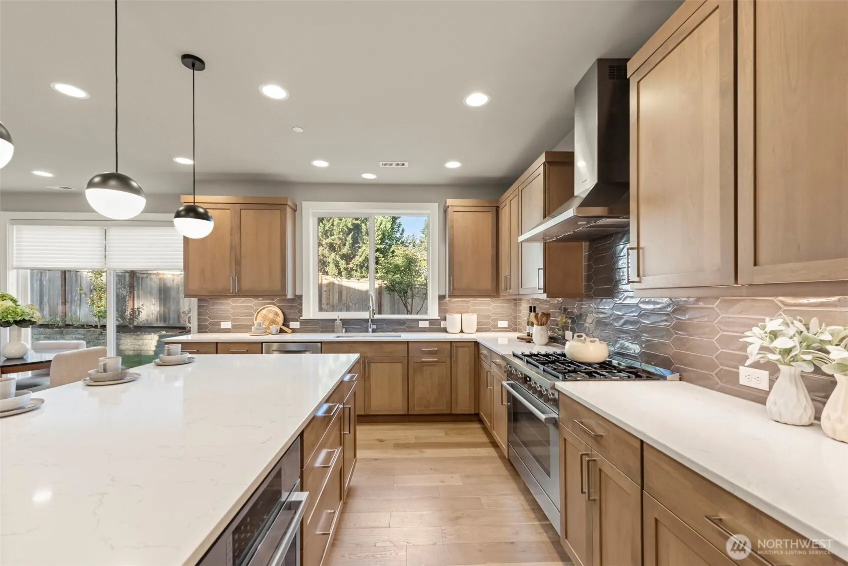 10323 133rd Court NE, Redmond, WA 98033