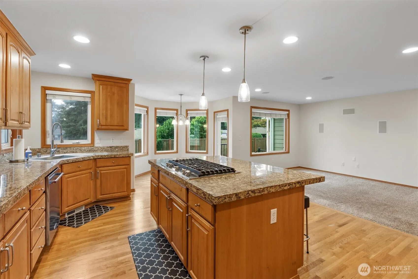 26127 145th Avenue SE, Kent, WA 98042