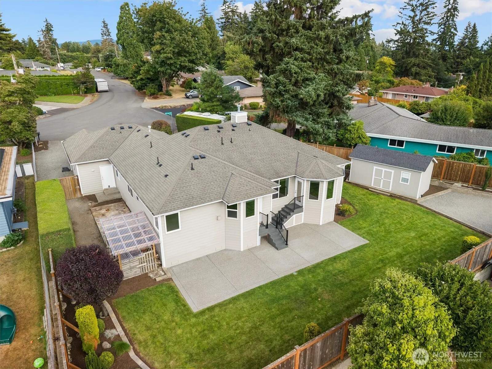 26127 145th Avenue SE, Kent, WA 98042