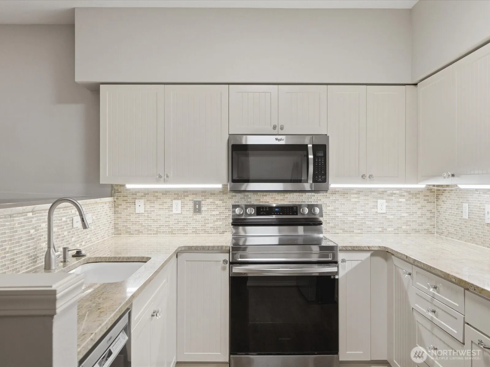 15026 40th Avenue W #12-101, Lynnwood, WA 98087