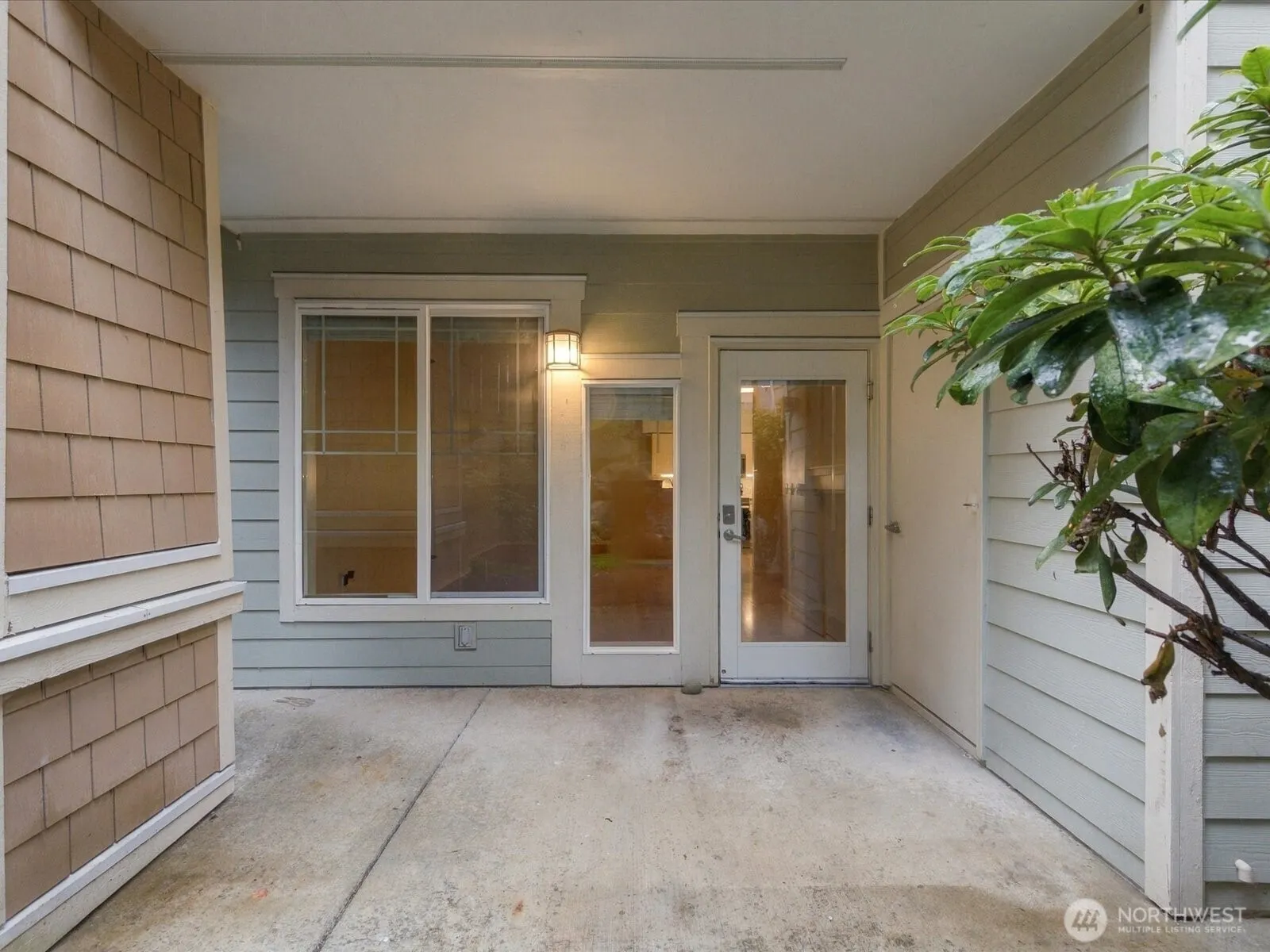 15026 40th Avenue W #12-101, Lynnwood, WA 98087
