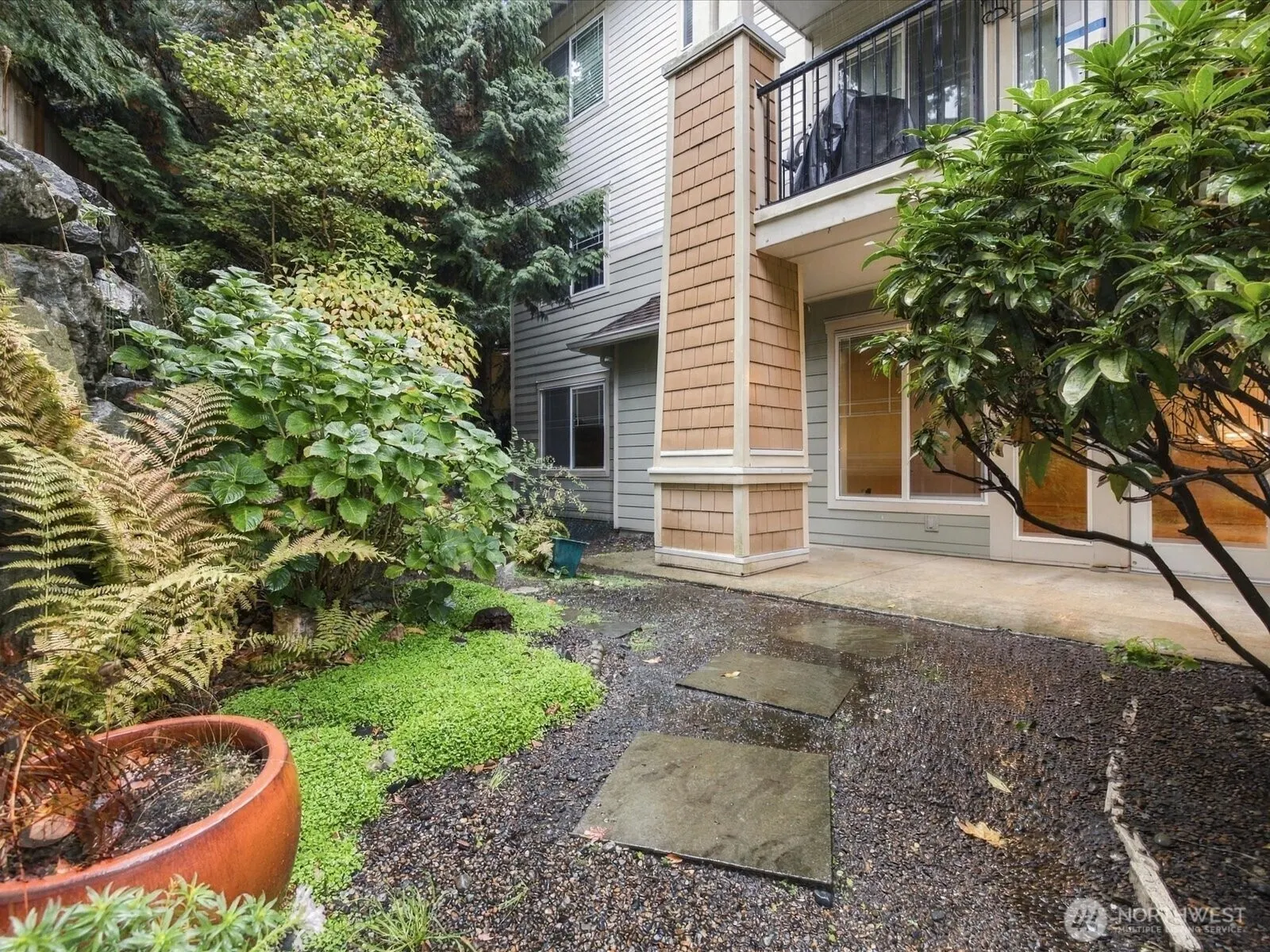 15026 40th Avenue W #12-101, Lynnwood, WA 98087