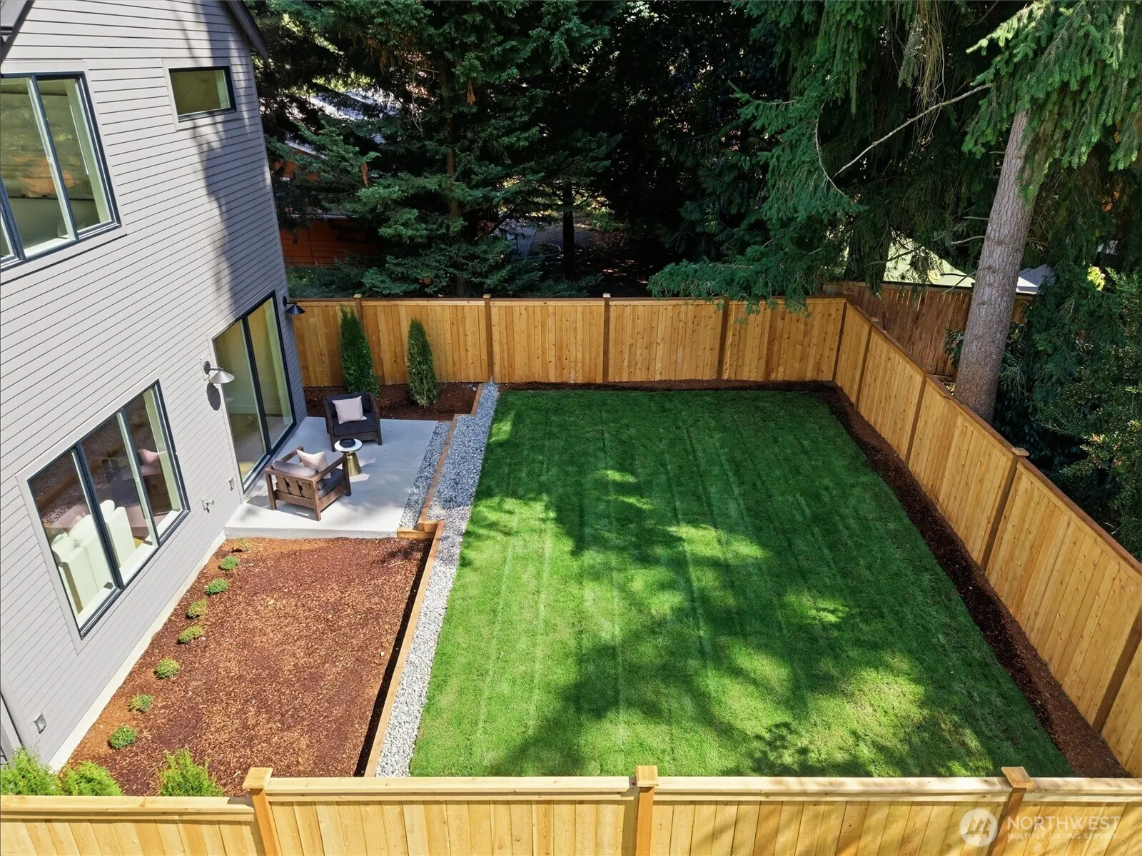 10028 Slater Avenue , Kirkland, WA 98033