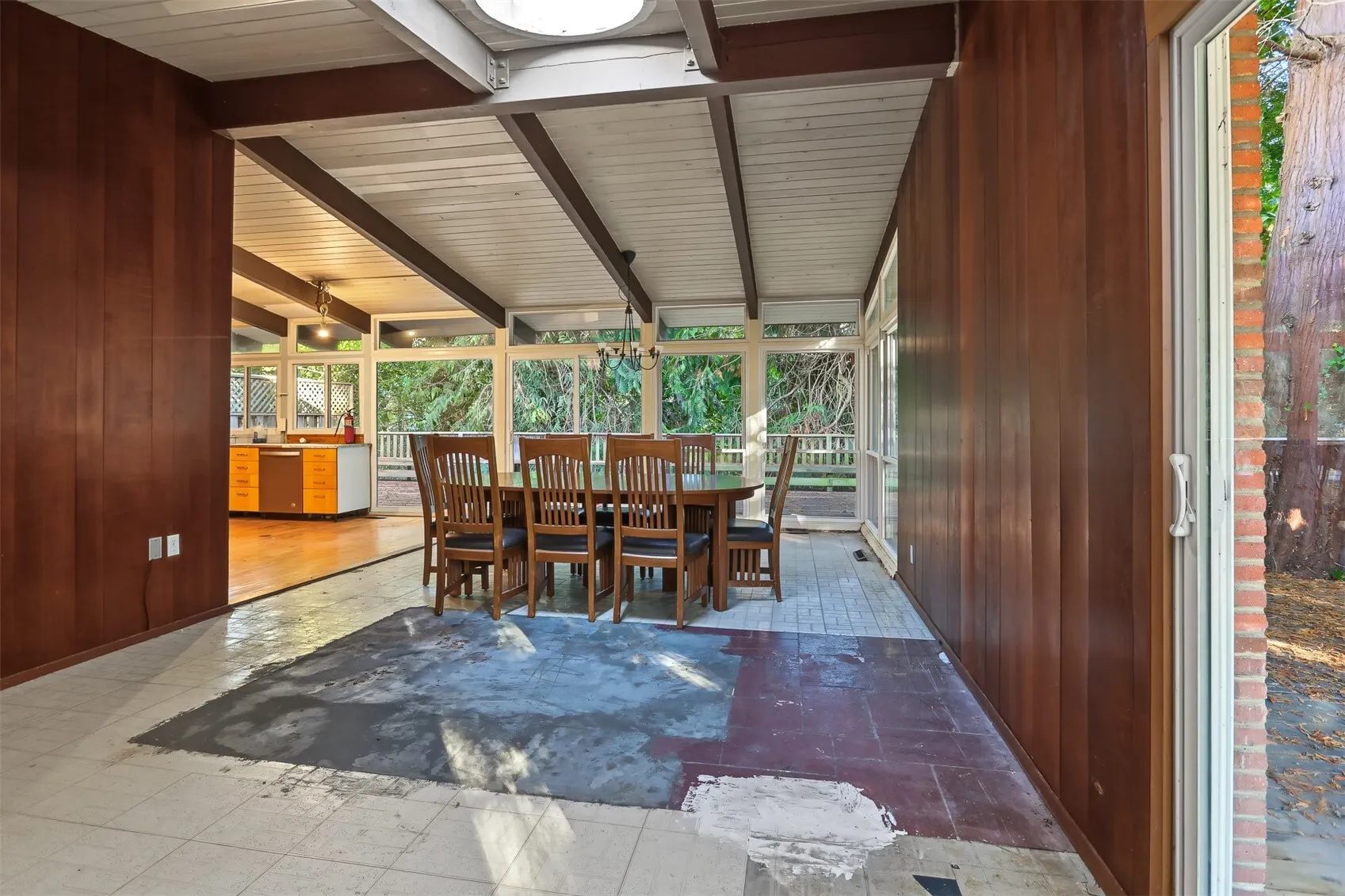 8804 30th Avenue NW, Seattle, WA 98117