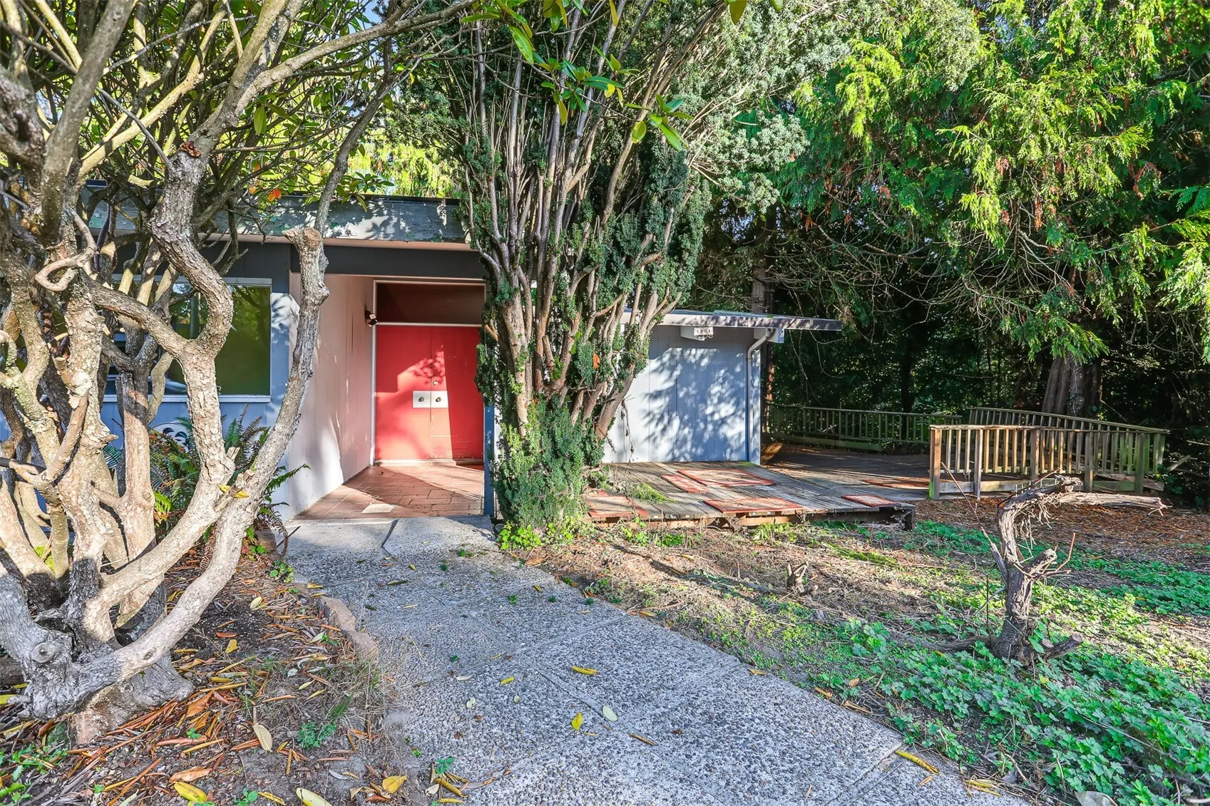 8804 30th Avenue NW, Seattle, WA 98117