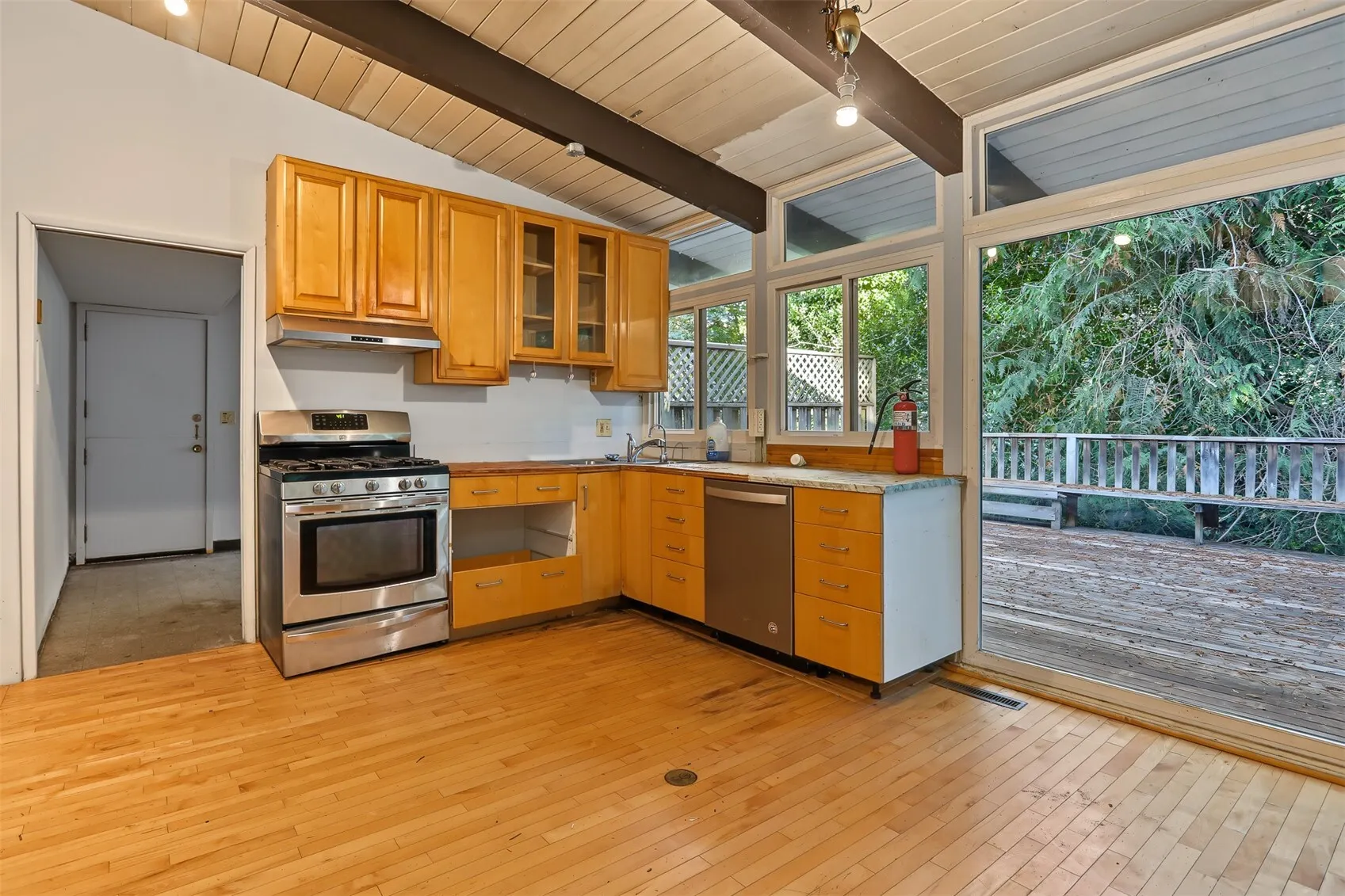 8804 30th Avenue NW, Seattle, WA 98117