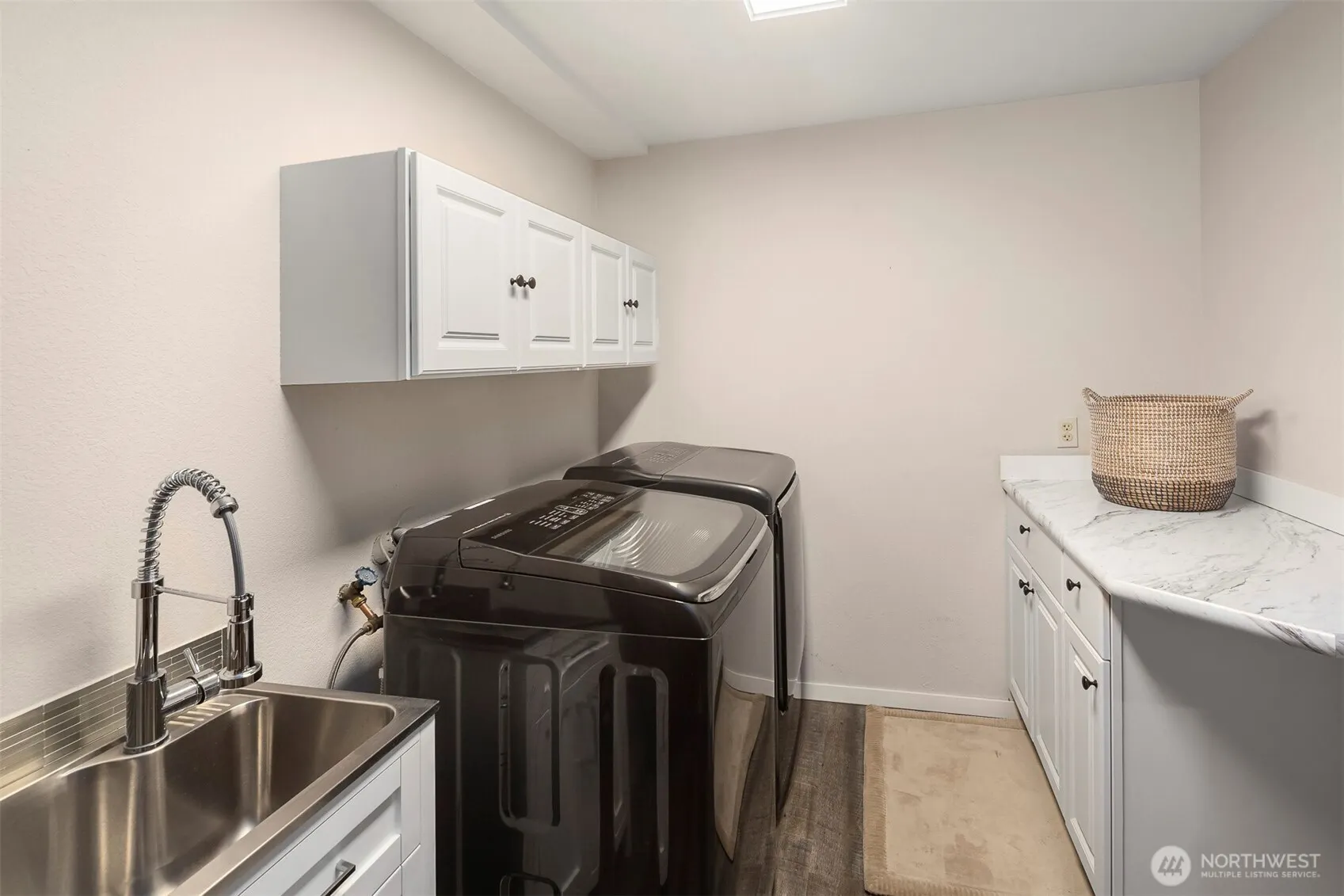 13233 SE 51st Place , Bellevue, WA 98006-4201