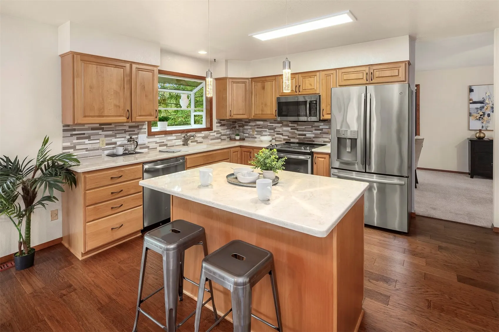13233 SE 51st Place , Bellevue, WA 98006-4201