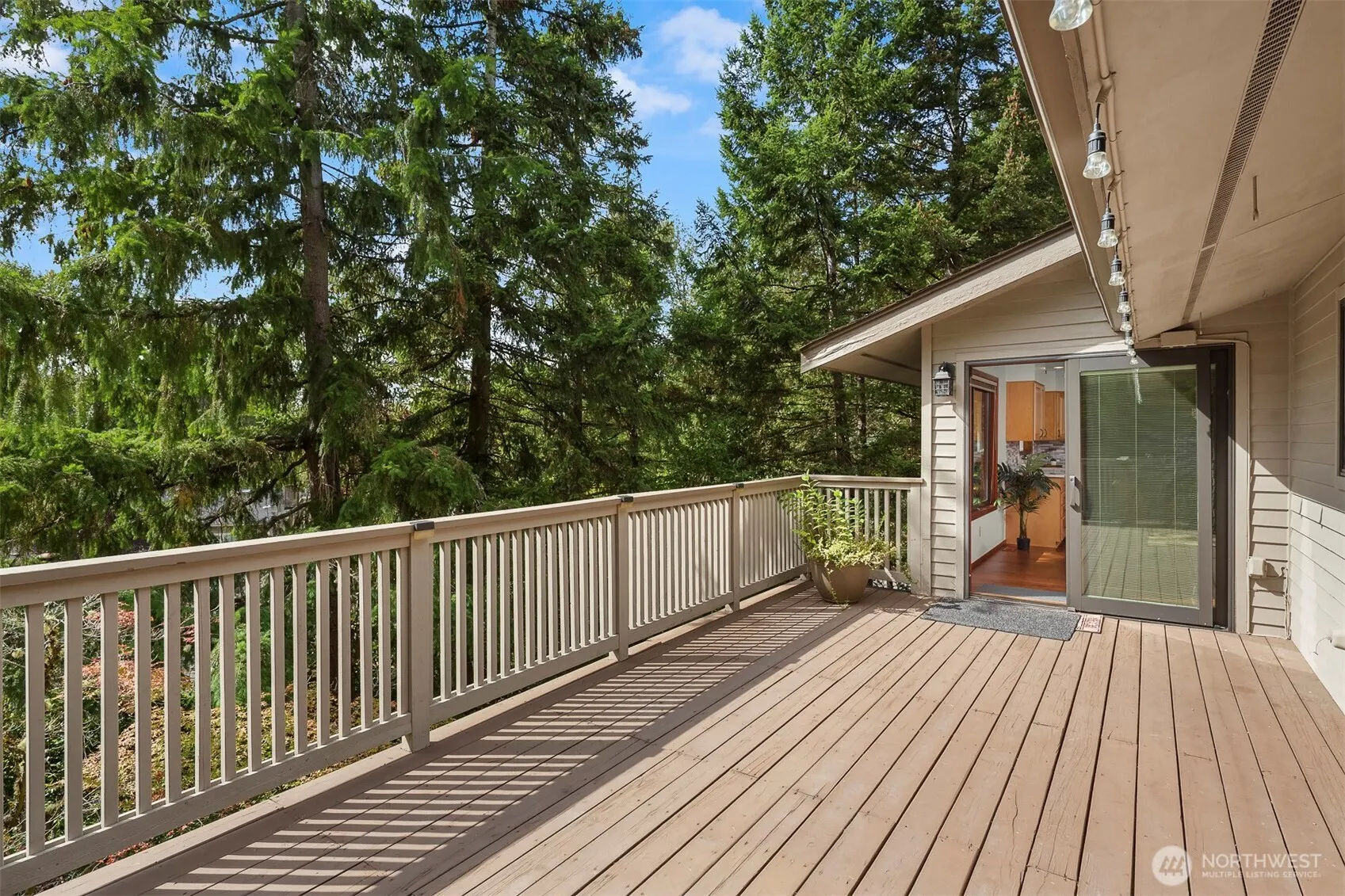 13233 SE 51st Place , Bellevue, WA 98006-4201