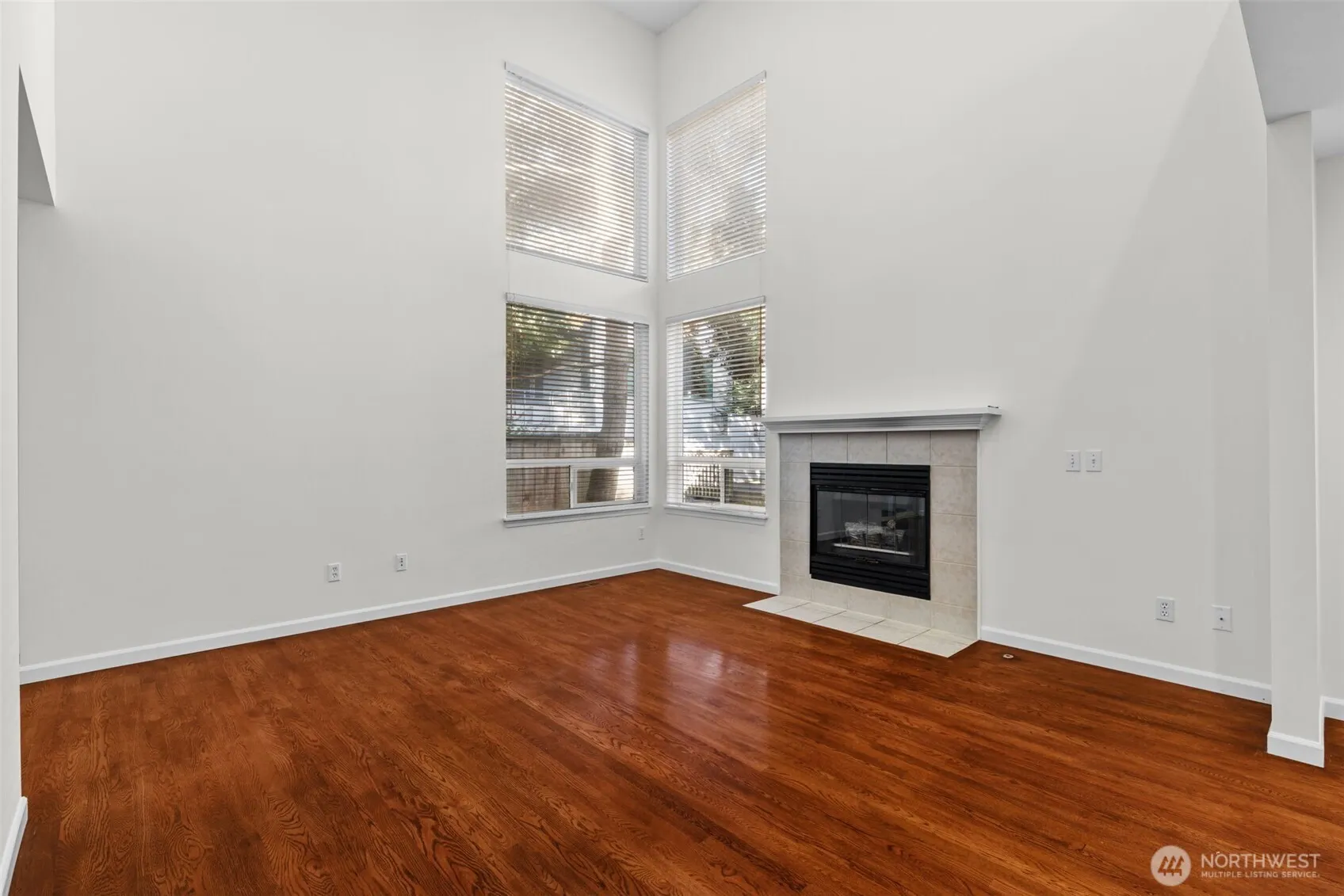11611 NE 90th Street , Kirkland, WA 98033